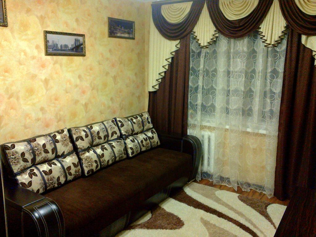 Apartments On Proletarskaya Sumy Room photo